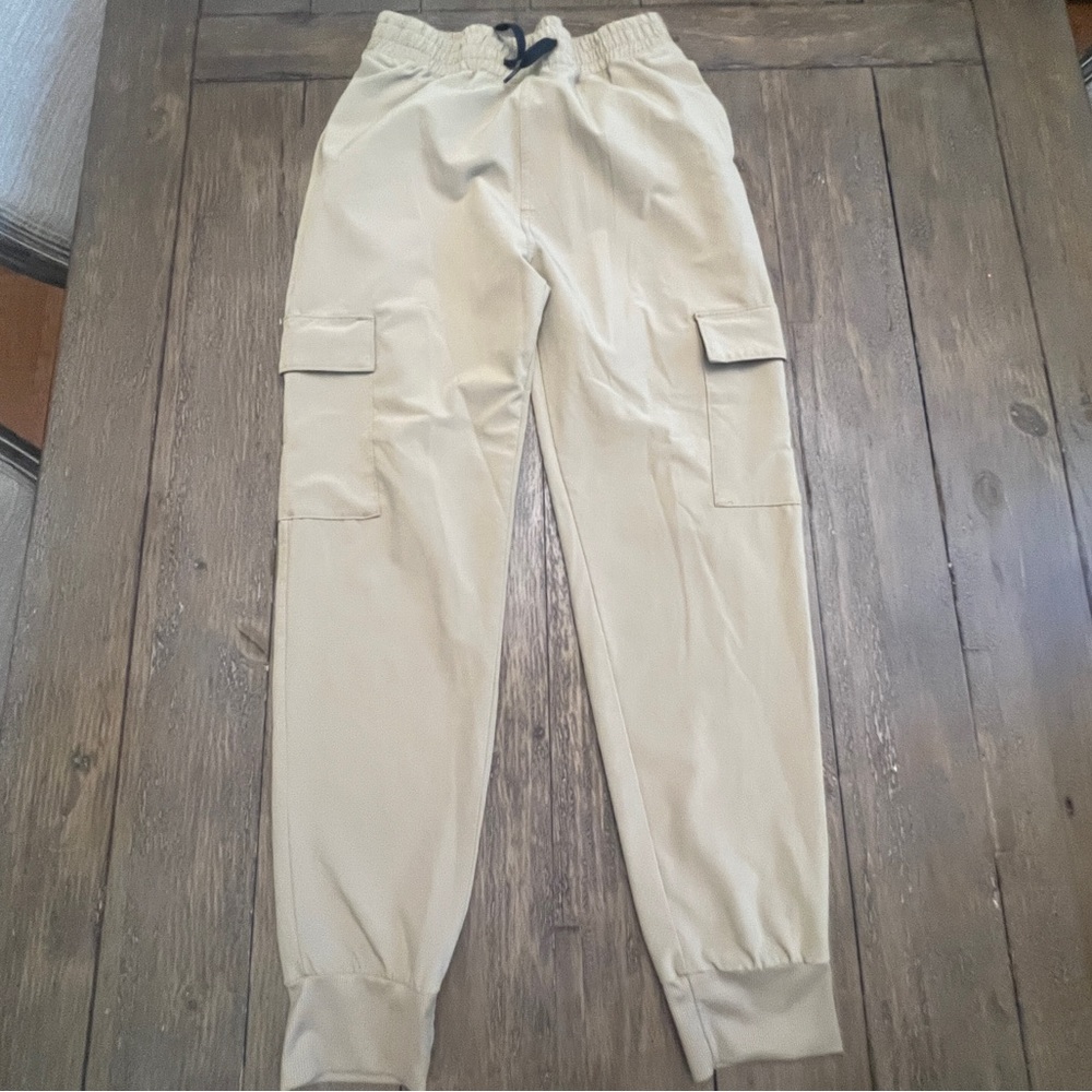Abercrombie Kids Cargo Pants - 7 pairs available